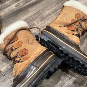 Sorel Alpine Boots Made in Canada Women’s size 7